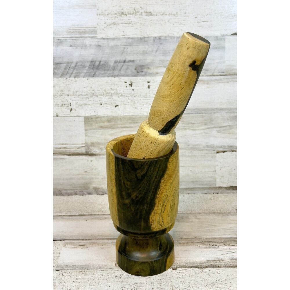 Two Toned Wood Mortar and Pestle Smashing and Grinding Kitchen Tool